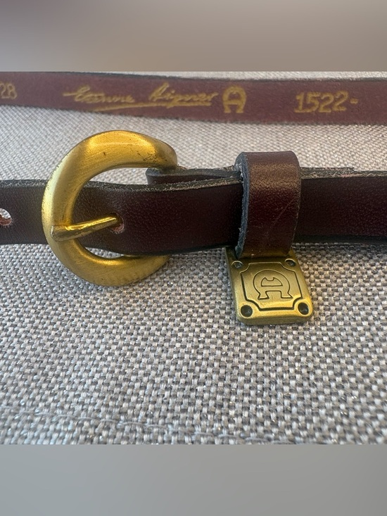 Etienne Aigner Accessories - Etienne Aigner Dark Brown burgundy Leather Belt with brass Round Buckle sm 28.